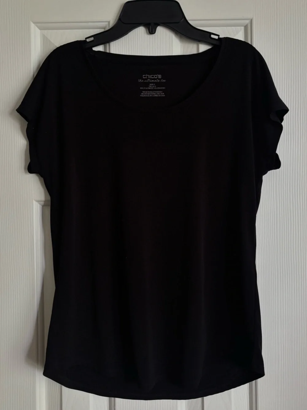 Chico's Black Short Sleeve Scoop-Neck Tee - Picture 1 of 3